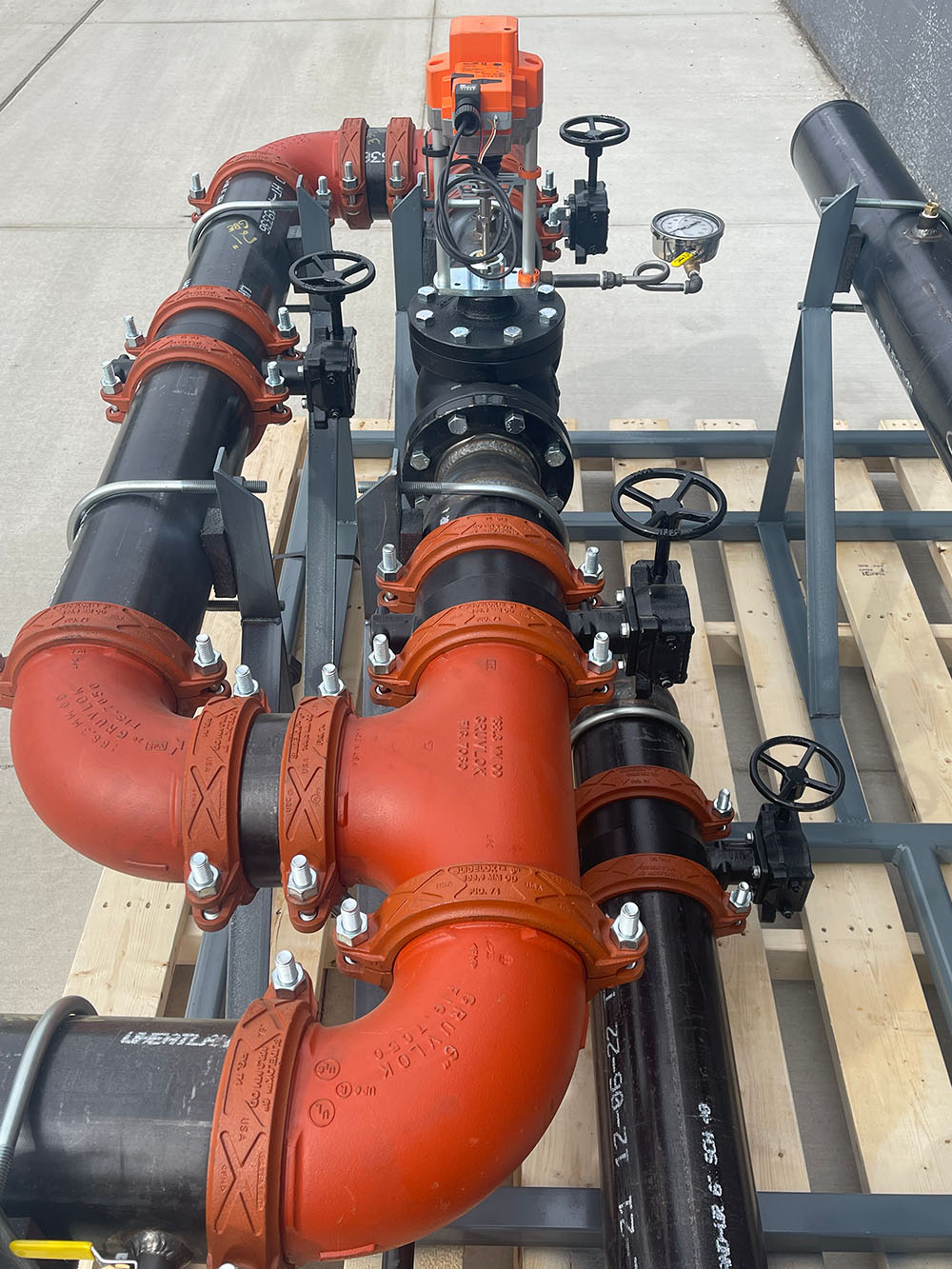 Hot/Chilled Water Control System